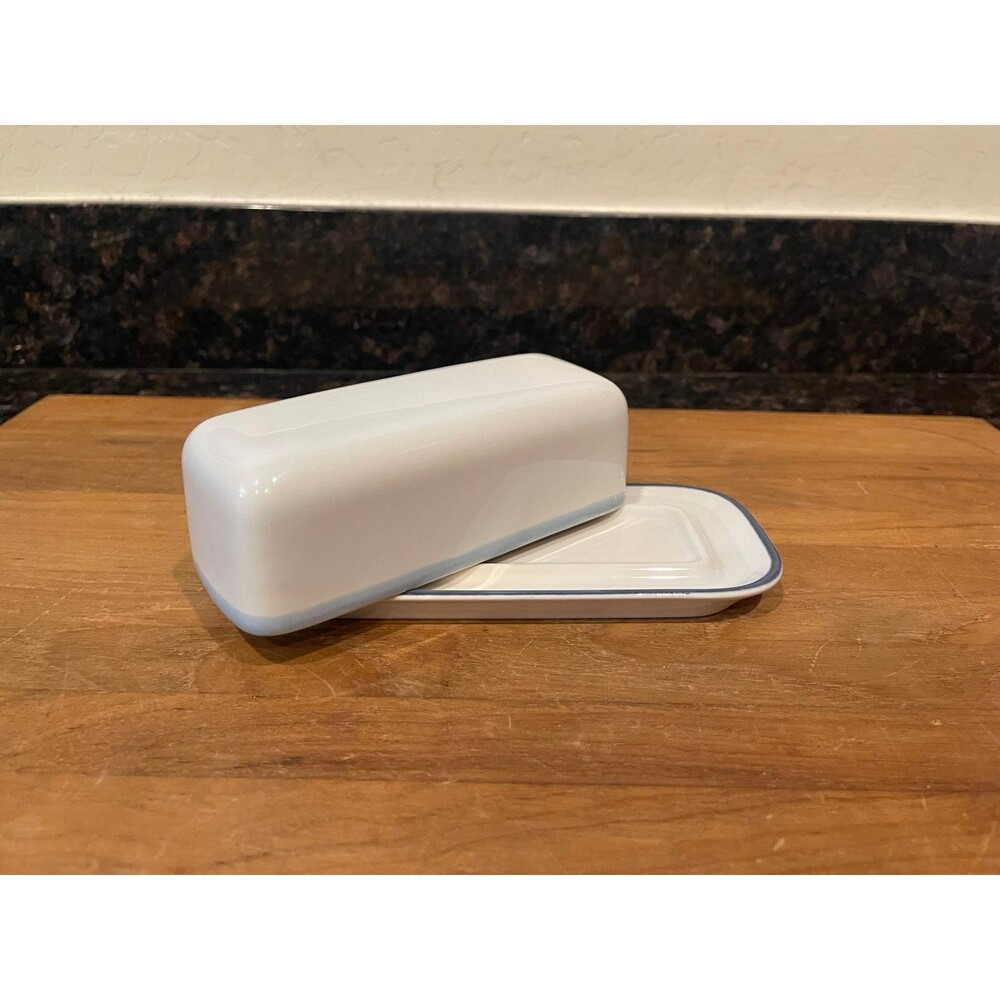 Pfaltzgraff "Blue Trim" / "Blue Band" covered butter dish